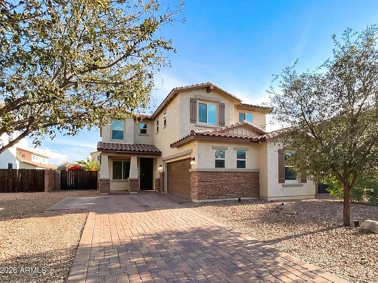 1099 E SOURWOOD Drive photo 1