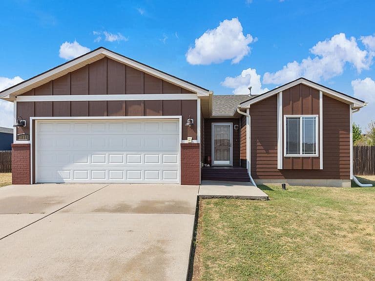 10317 Willmington Dr photo 1