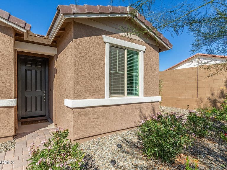 18368 E CAMILA Drive photo 4
