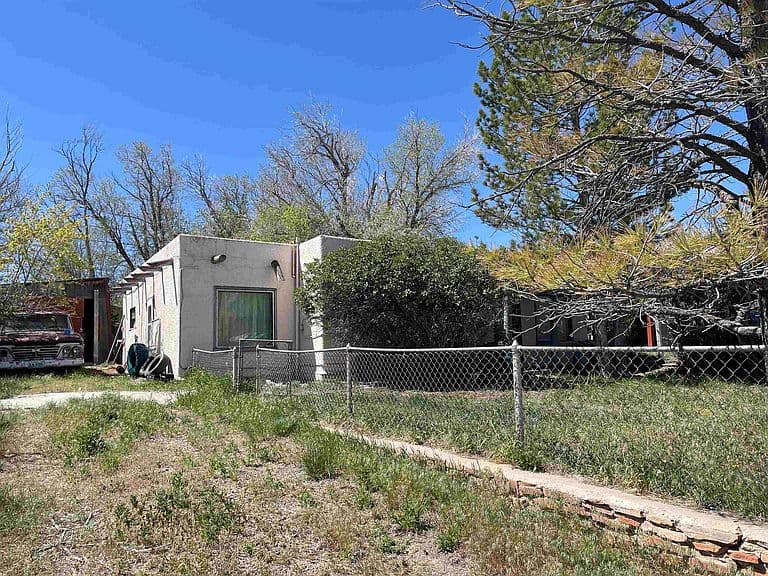 716 W Davis St photo 2