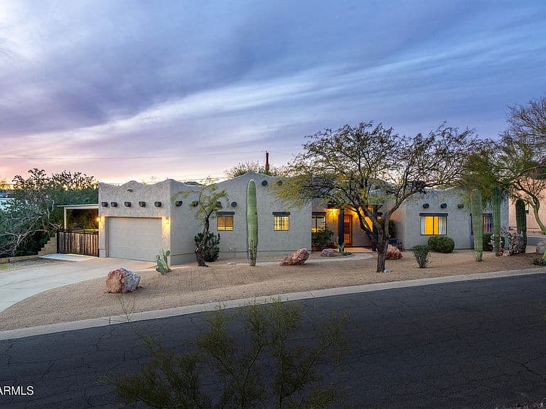 9822 E Palermo Ave photo 2