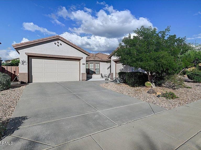 3720 W LINKS Drive photo 2