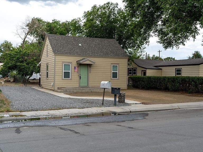 246 N Hamilton photo 1