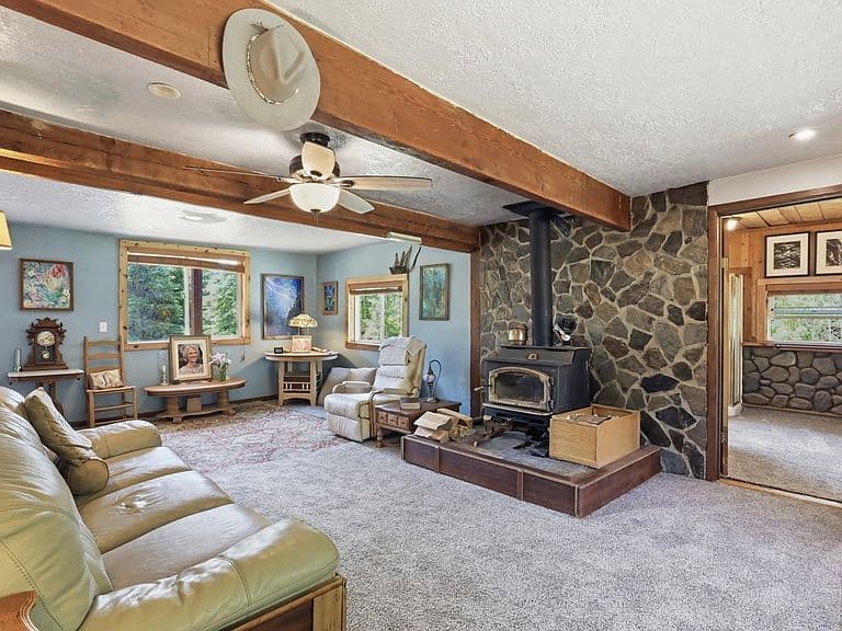 2307 Gold Creek Ridge Rd photo 3