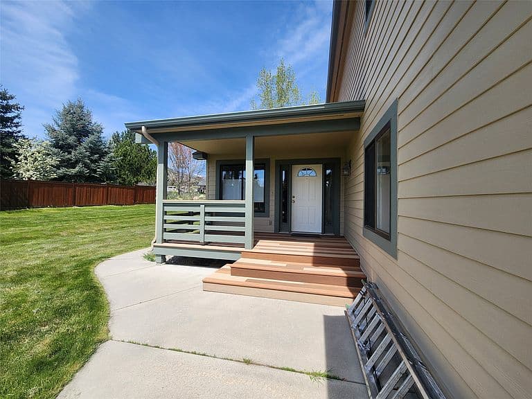 212 Canyon Creek Rd photo 3