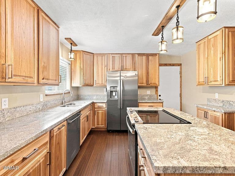 548 S Cotton Tail Ln photo 5