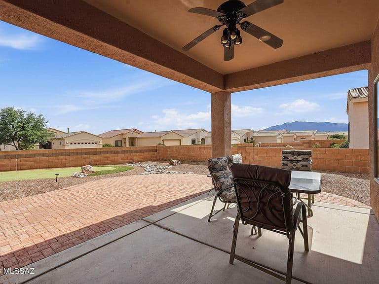 2195 S Pecan Vista Dr photo 4