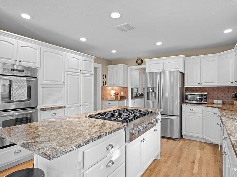 2201 N Canter Pl photo 5