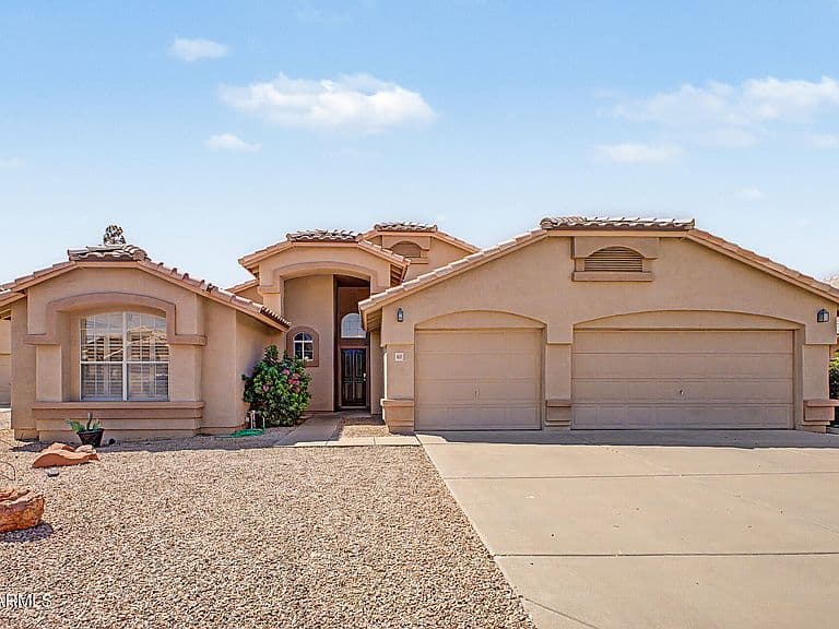 451 W MENDOZA Circle photo 1