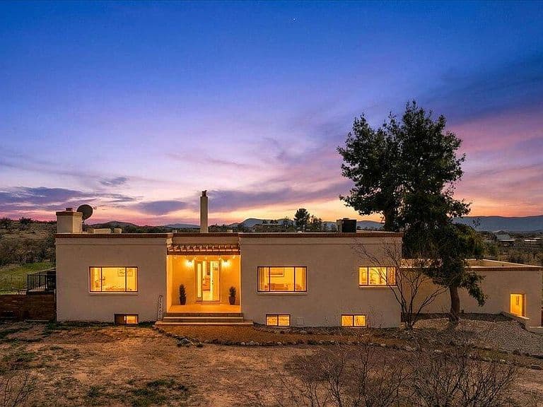 13505 E RINDONE Lane photo 2