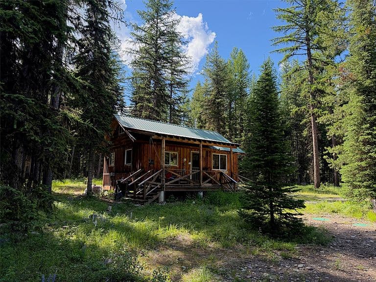 310 Moose Creek Rd photo 1