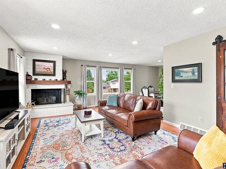 4200 S Glenview Rd photo 5