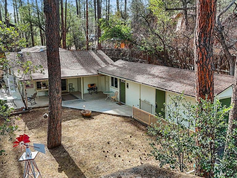 1347 W QUARTZ Road W photo 2