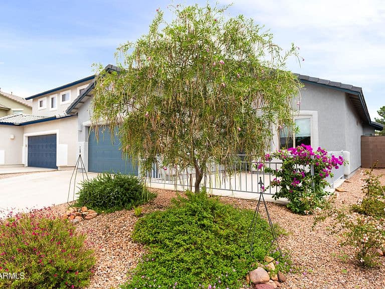 4336 DEANNA Drive photo 3
