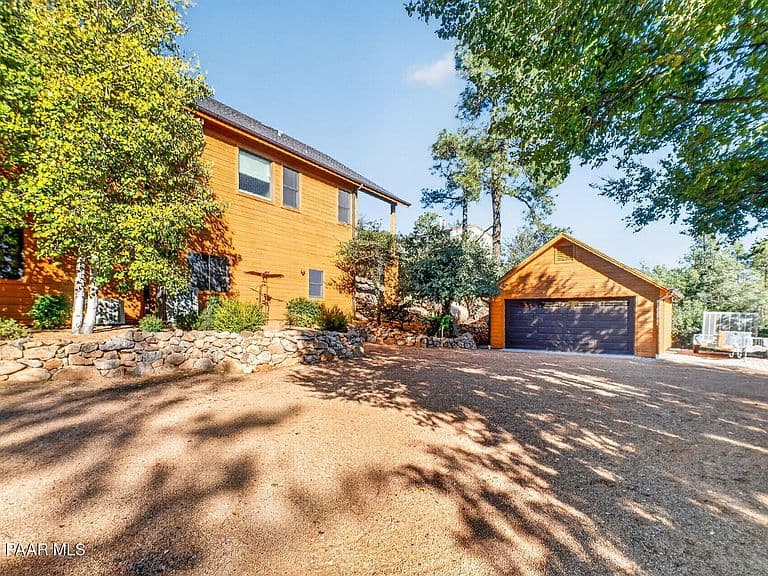 724 S Weeping Willow Ln photo 5