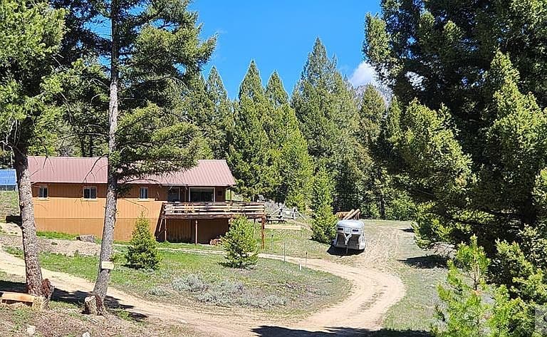 34 Grizzly Bear Rd photo 1