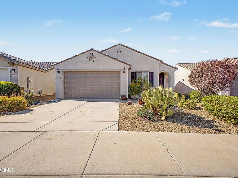 26914 W Zachary Drive photo 2