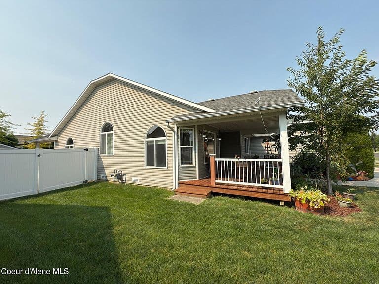 2474 W Berkley Ln photo 5
