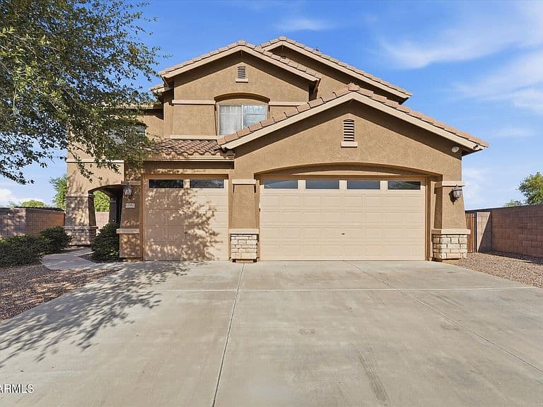 43967 W SCENIC Drive photo 3