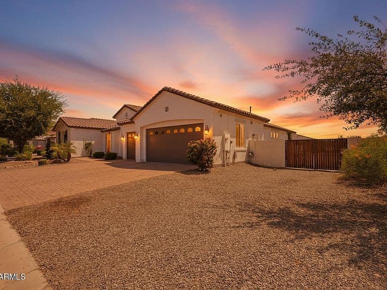 19005 S 196TH Way photo 2