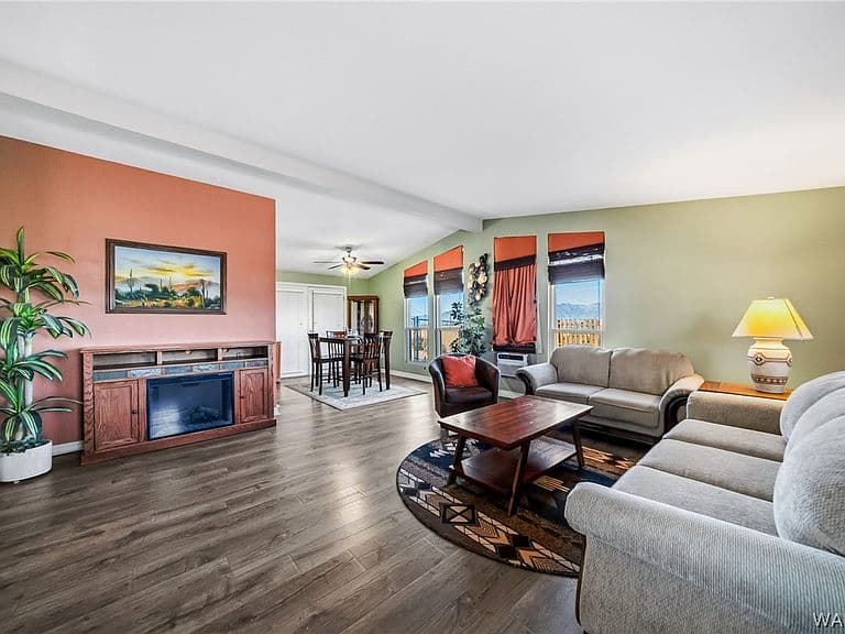 5655 S Bison Ave photo 3