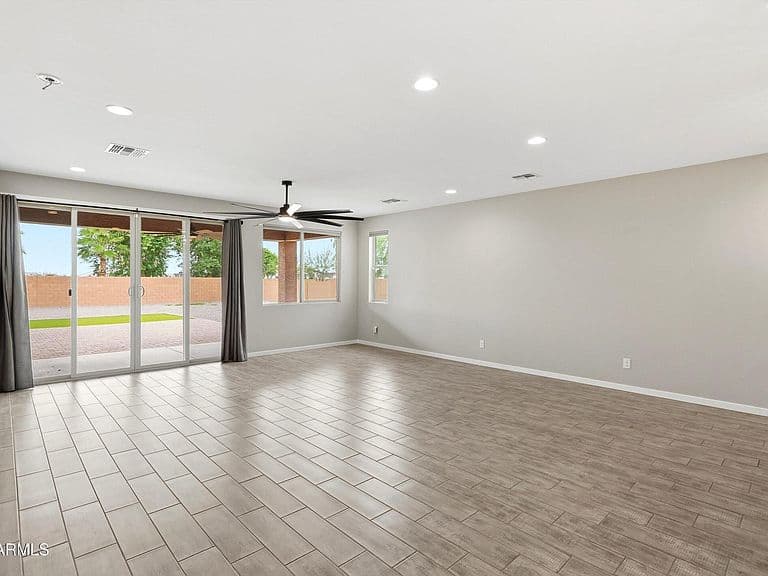 108 S NAPLES Lane photo 5