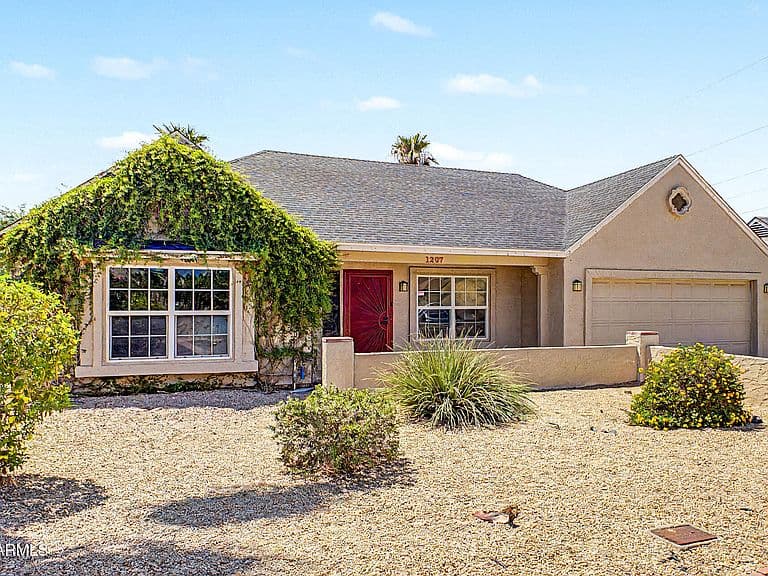 1207 E TONTO Lane photo 4