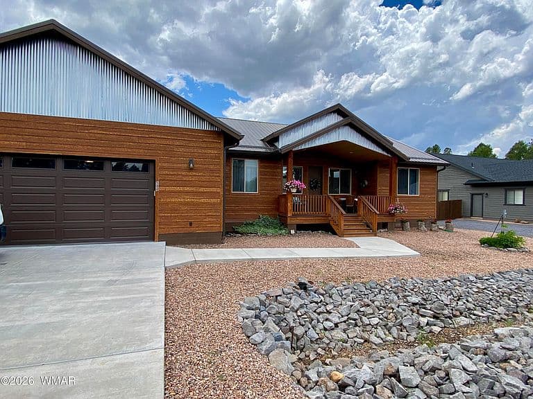 599 E Osprey Ln photo 2