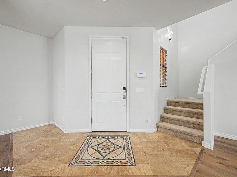 40360 W LOCOCO Street photo 3
