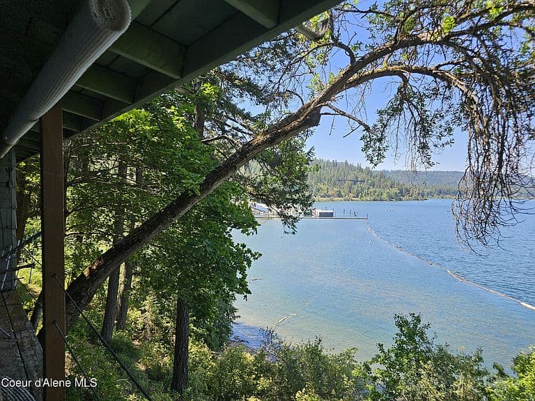 300 Rocky Point Loop Rd photo 4