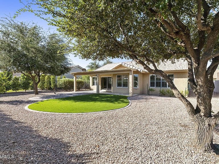 24911 S LAKESTAR Drive photo 2