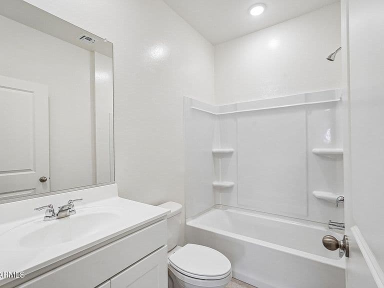 5820 E HORNBLENDE Way photo 2