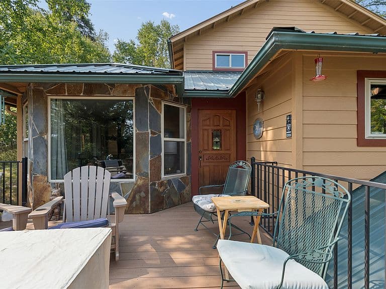 972 Colorado Ave photo 5