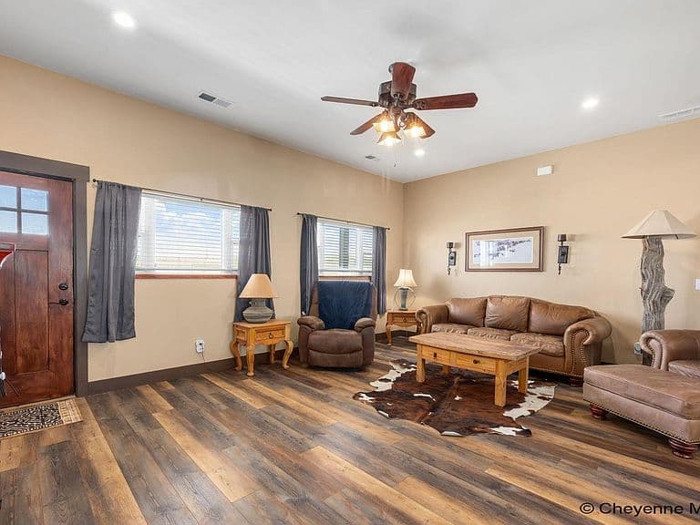 1722 Road 136 photo 4
