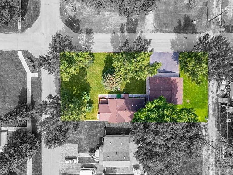 304 1st St SE photo 4