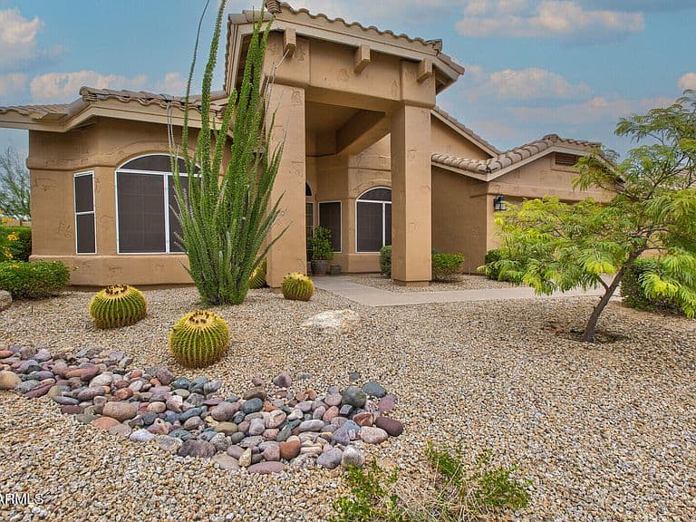 4804 E CASCALOTE Drive photo 1