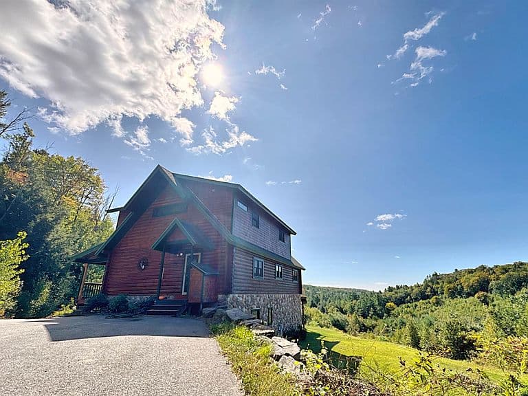 607 Charlestown Road photo 2