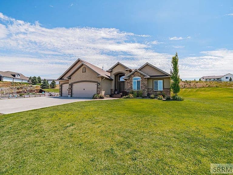 6566 E Big Bend Dr photo 2