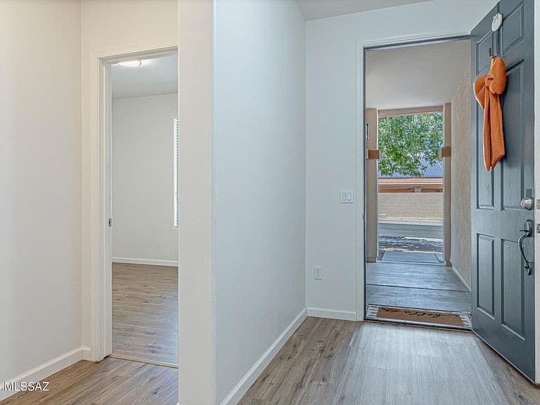 579 W Camino Sorpresa photo 5