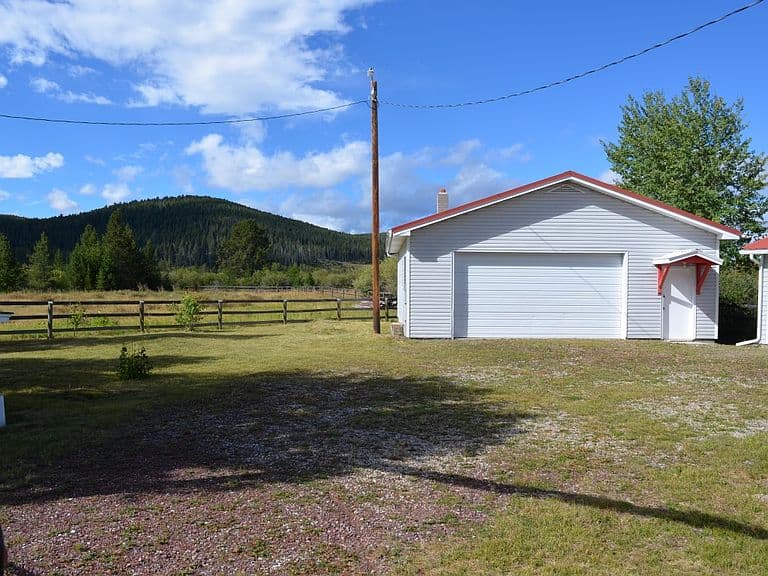 10 Southwell Ln photo 5