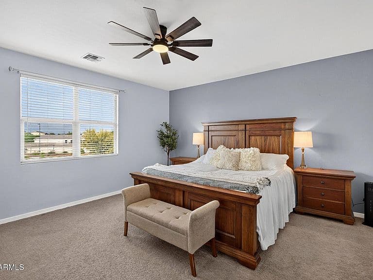 37077 N LOKAI Drive photo 4