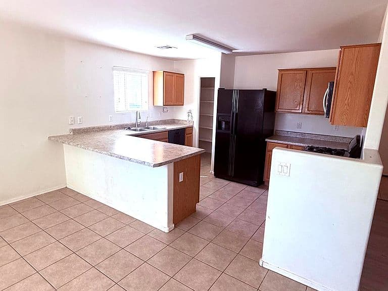 6345 S Vanishing Pointe Way photo 4