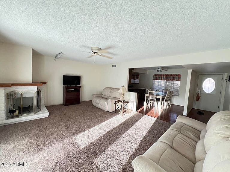 2152 N Stockton Place photo 3