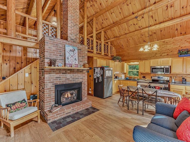 275 White Mountain Road photo 2