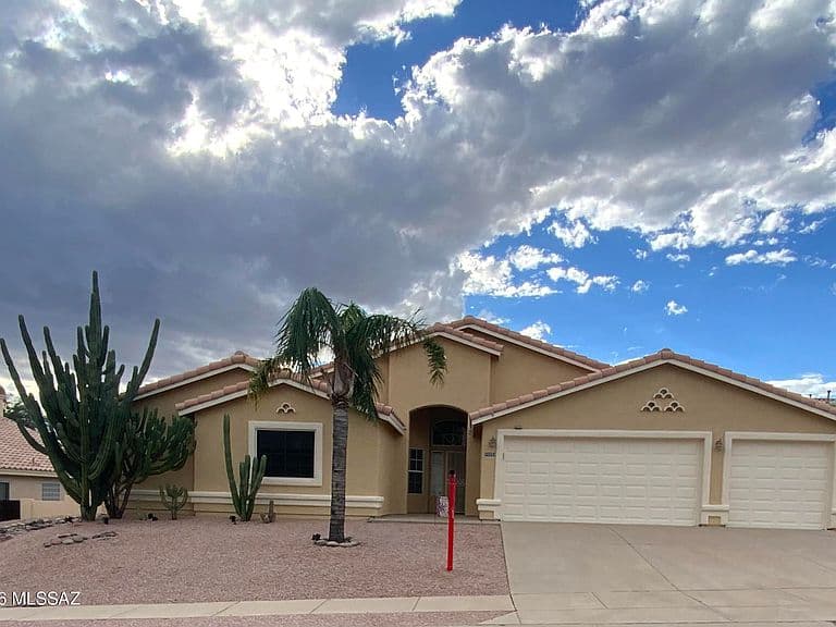 11253 N Eagle Landing Pl photo 2