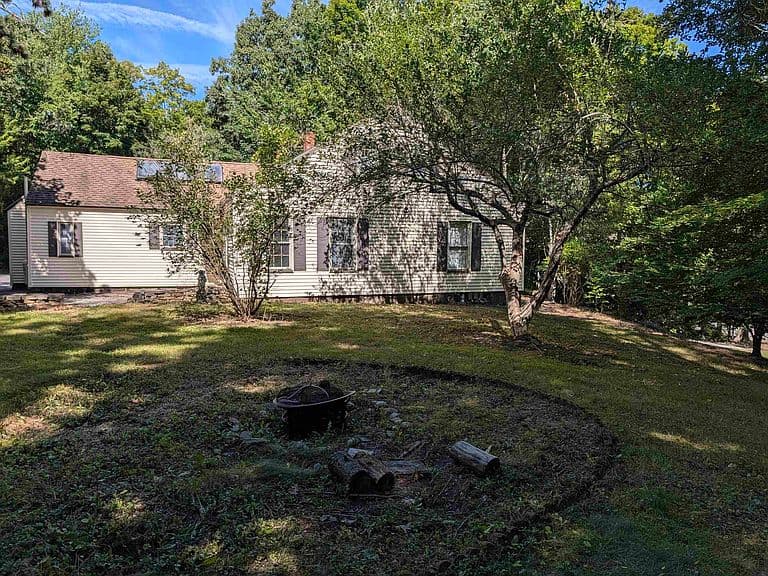 469 N State Street photo 3