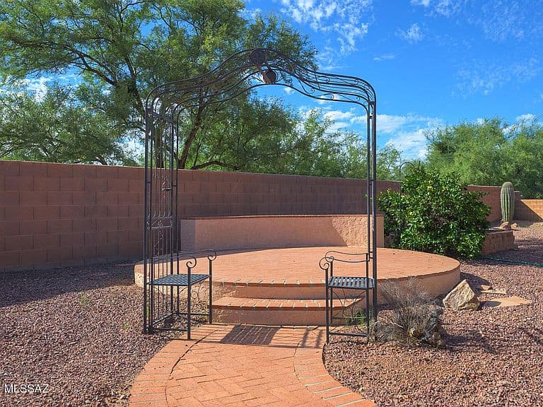 1133 N Desert Deer Pass photo 3