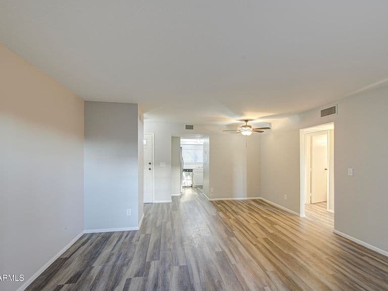15402 N 28th Street #124 photo 5