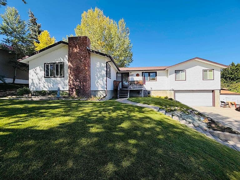 1127 Sorensen Dr photo 1