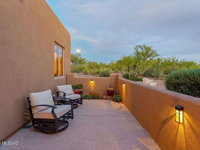 8701 E Tumbling H Ranch Pl photo 5